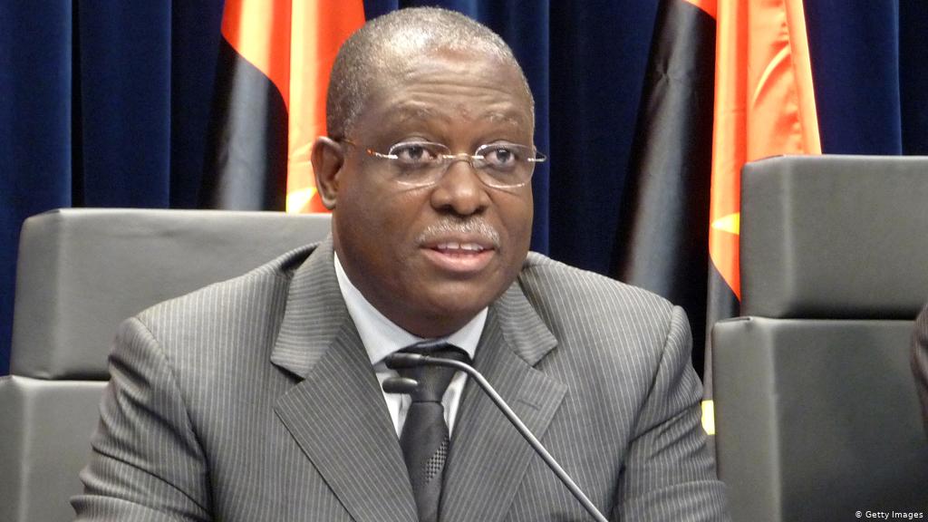 Manuel Vicente está no Dubai à espera de decisão da Procuradoria de Angola