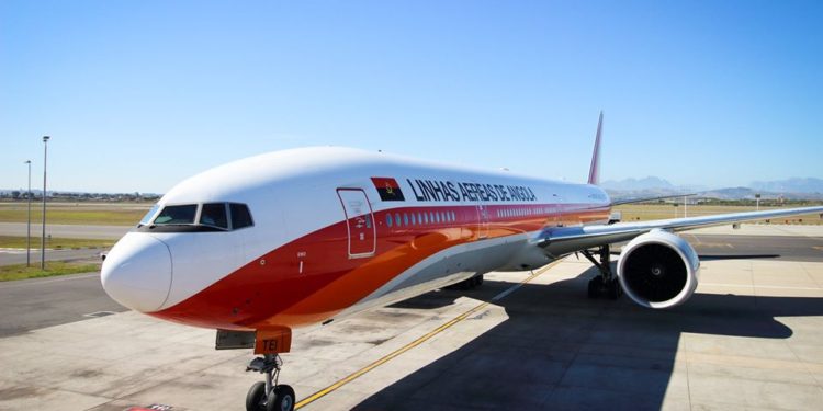 TAAG anuncia cancelamento de voos regulares para o Brasil