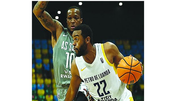 Petro vence Patriots e conquista bronze