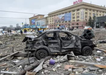 Ao vivo: Rússia expande sua ofensiva ao oeste da Ucrânia e aperta cerco a Mariupol