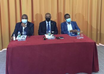 Média pública `esquiva´ 4ª conferência da Frente Patriótica Unida